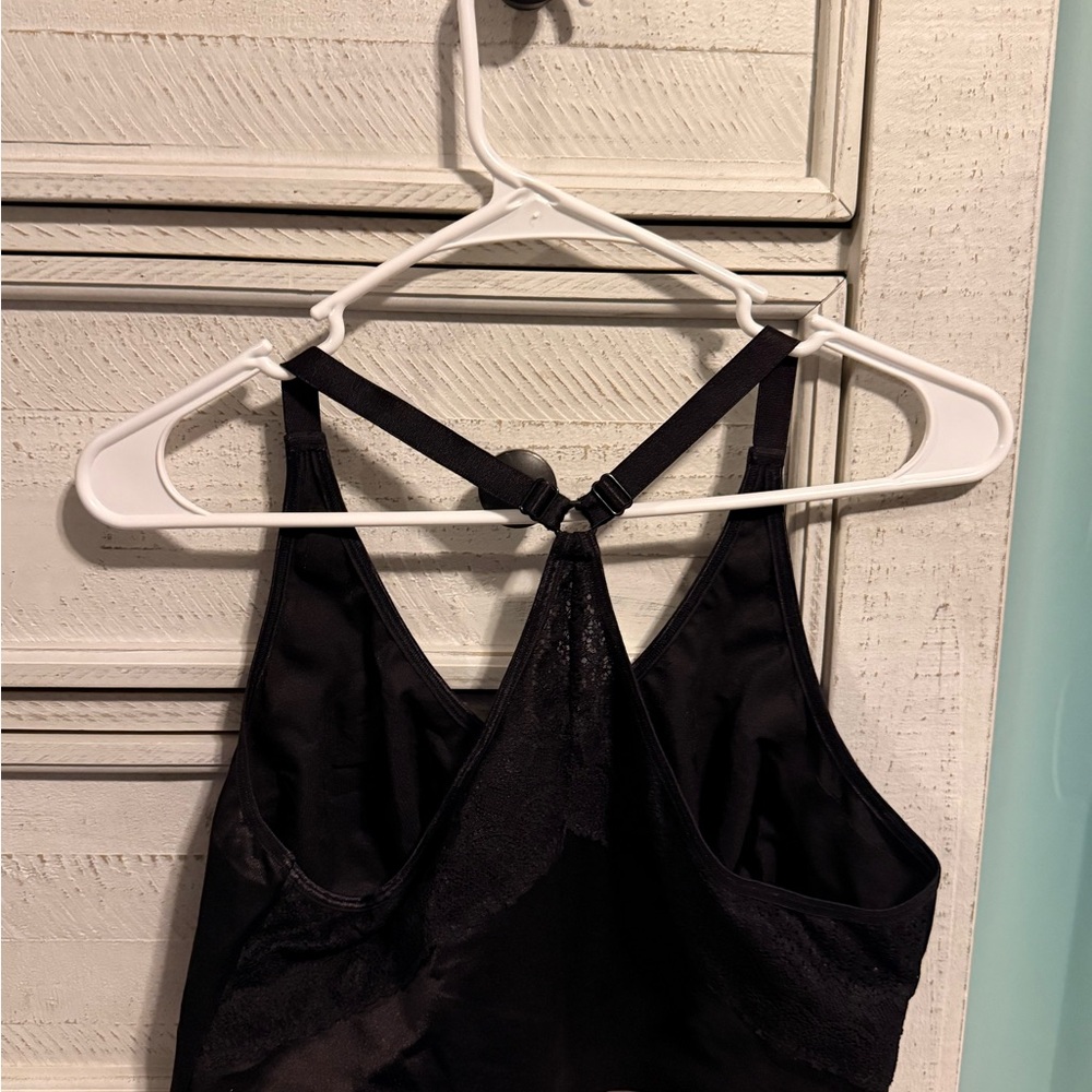 Ruby Ribbon Black Racerback Demi - Picture 2 of 4